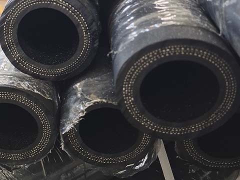 橡膠軟管口徑的標準化與規(guī)范：保障質(zhì)量與安全