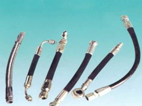 噴漿管：砌筑建筑夢想的